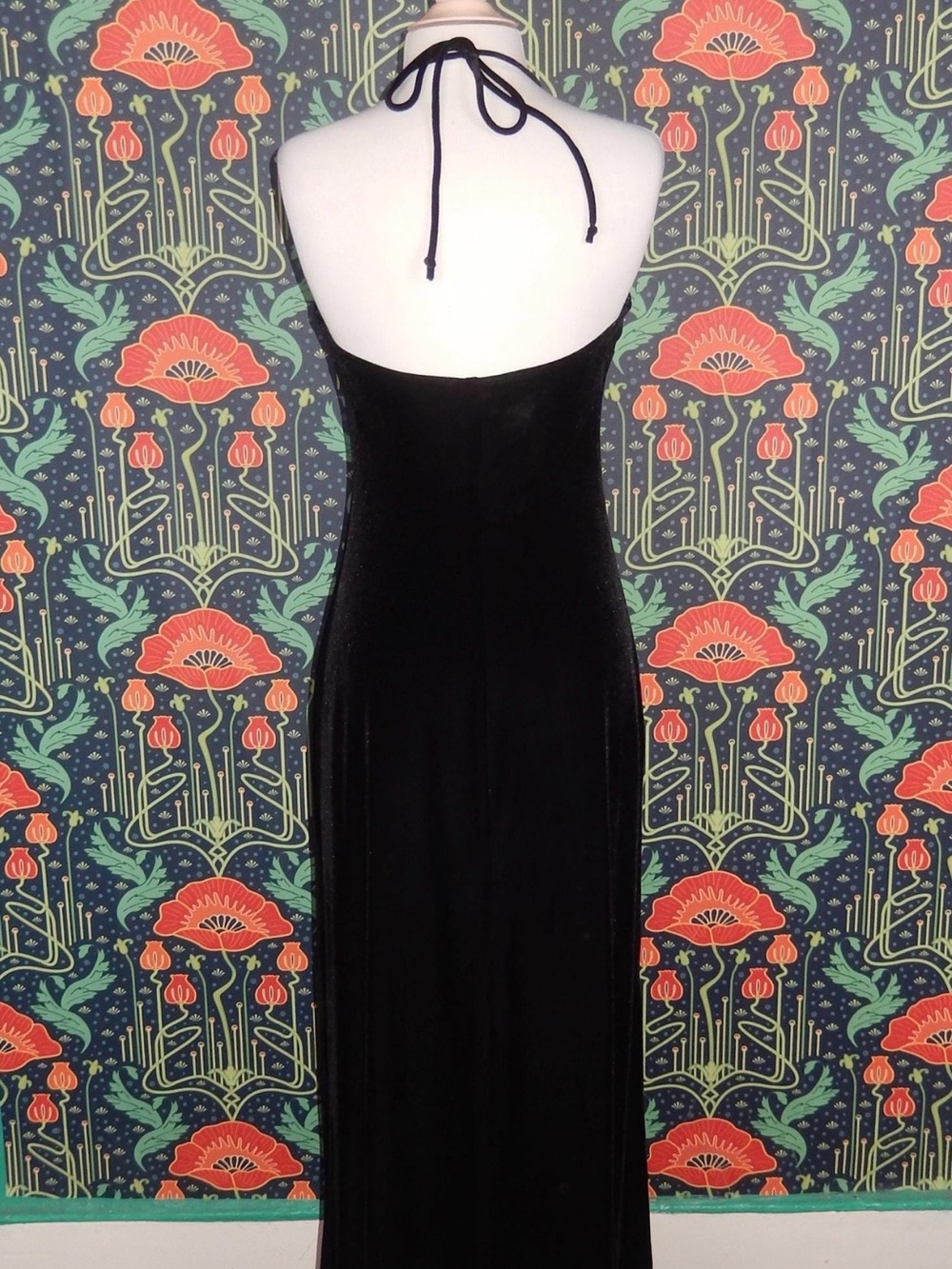 Vintage 90s Y2K Black Velvet Halter Dress - Picture 2 of 4